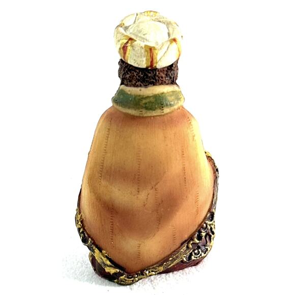 Victoria’s Garden 6 Piece Nativity Scene Small Resin Christmas Nativity - Picture 12 of 14